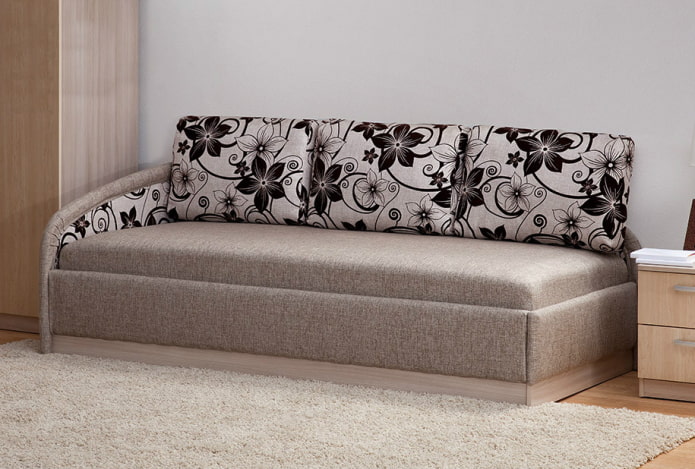 pouf con cuscini all'interno