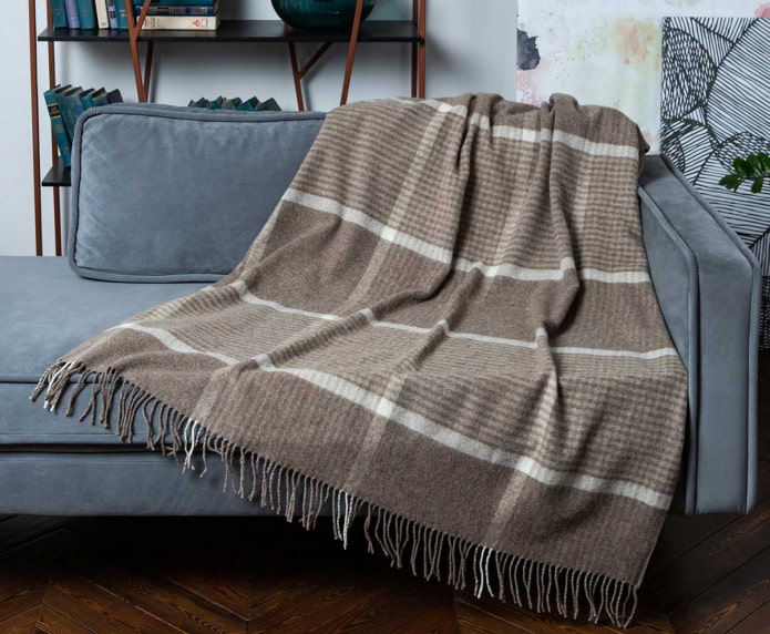 coperta di lana naturale