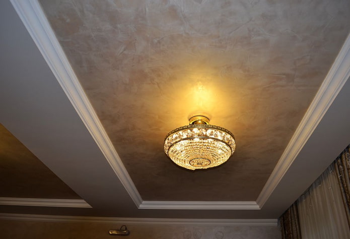tessuto teso sotto lo stucco veneziano