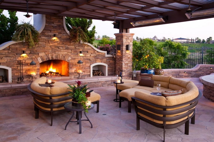 bella terrazza con barbecue