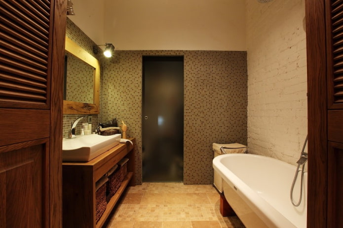 porte opache all'interno di un bagno