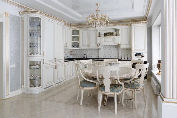 Cucina classica color crema