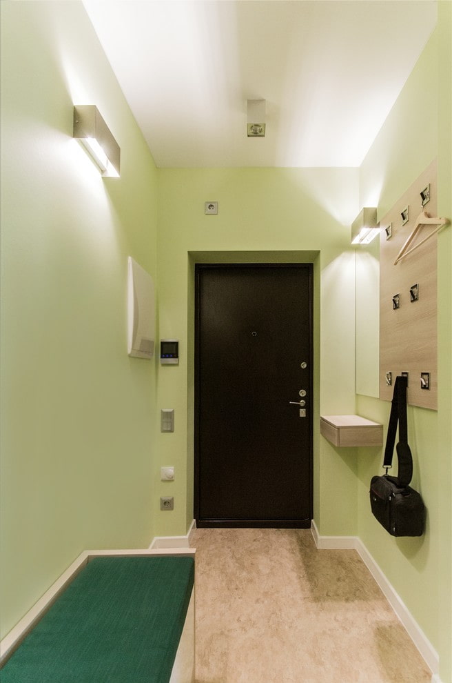 design del corridoio in colori chiari