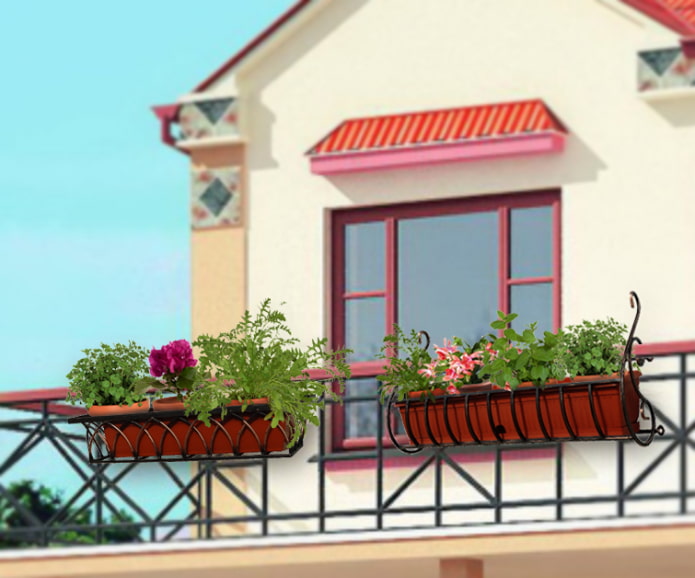 cestini con fiori