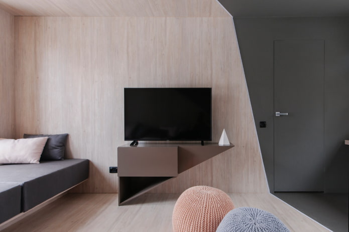 mobile porta TV triangolare all'interno