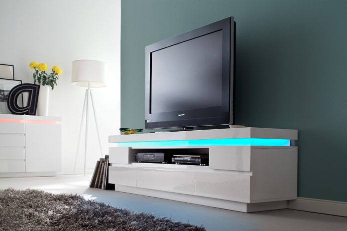 Mobile TV con retroilluminazione interna