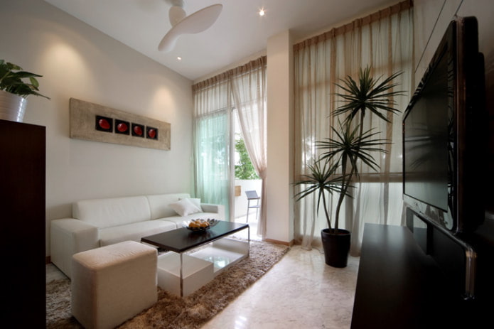 ingresso con porta-finestra