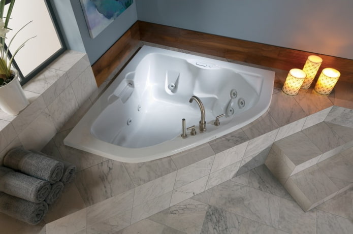 Vasca da bagno simmetrica con forme