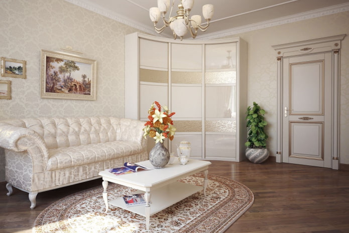 armadio ad angolo all'interno dell'ingresso in stile classico