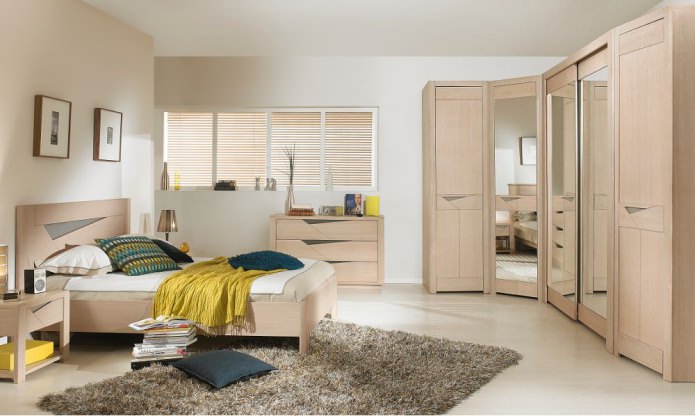 Foto di armadi ad angolo in camera da letto