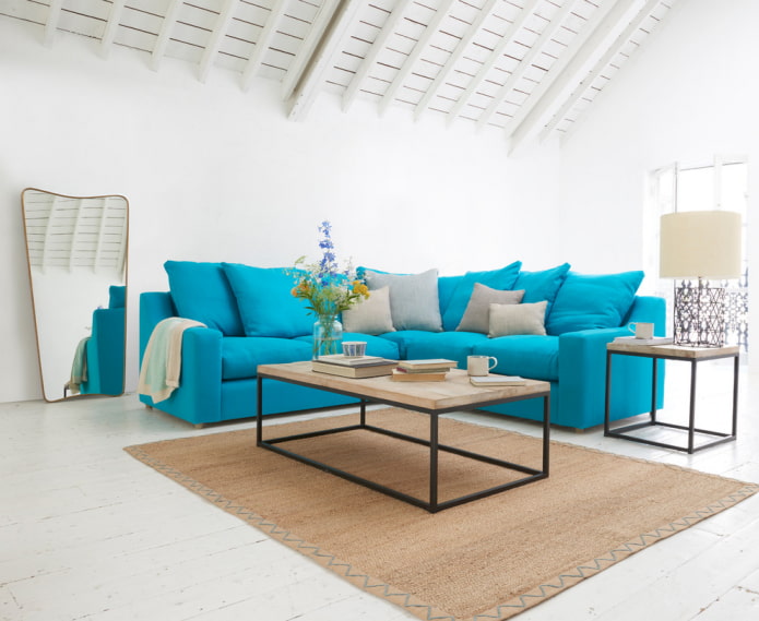 divano blu in stile ecologico