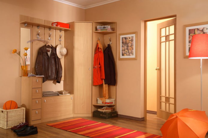 Corridoio in truciolare laminato