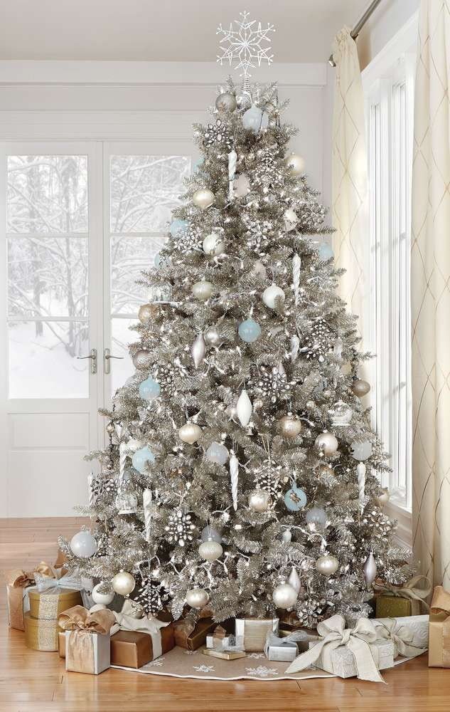 Albero di Natale argentato