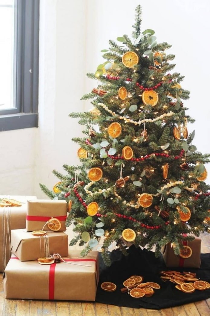Albero di Natale in stile ecologico