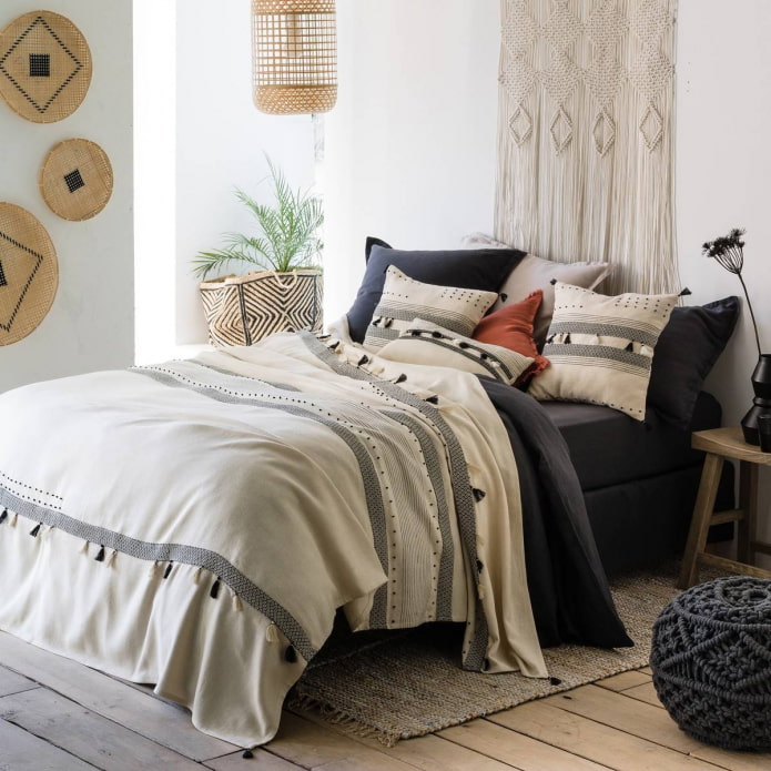 copriletto e cuscini in stile scandinavo