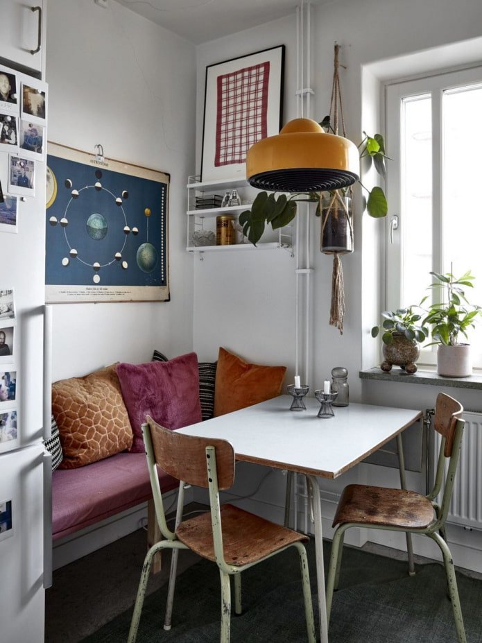 Decorazione sopra il tavolo