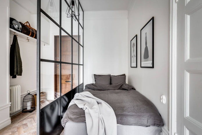 pianificazione e zonizzazione di una camera da letto stretta