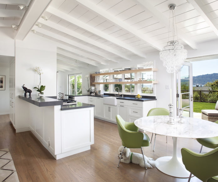 Soffitto con travi