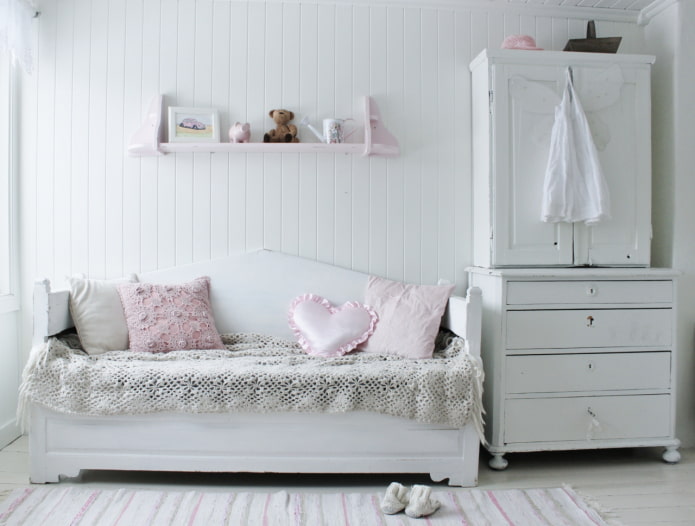 cameretta per bambini in bianco