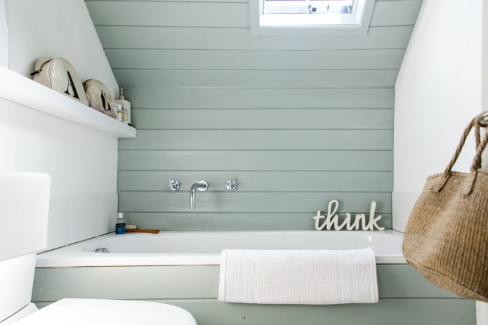 finitura in legno per il bagno