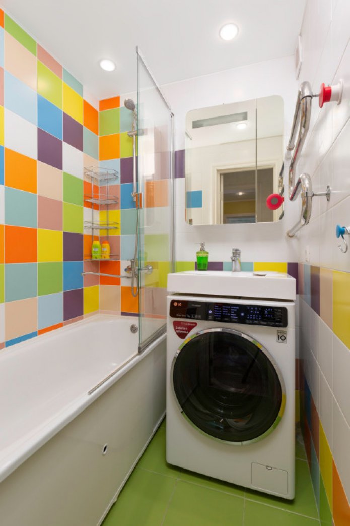 bagno piccolo e luminoso