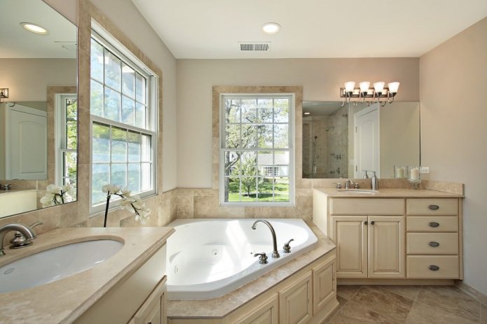 bagno in stile classico