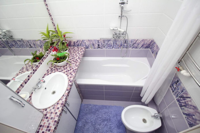 bagno nei toni del lilla