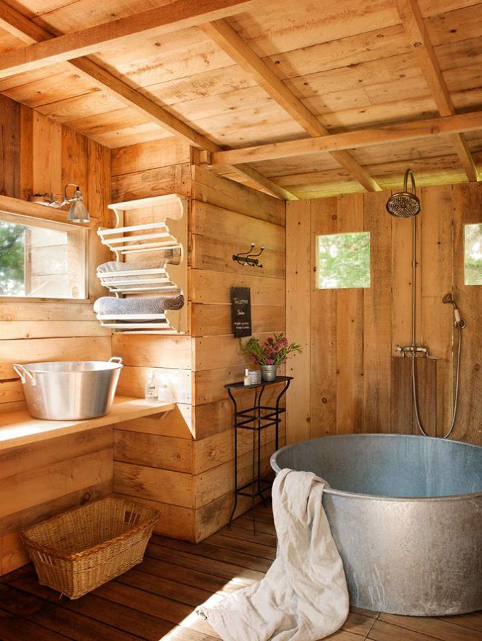 design del bagno in stile country