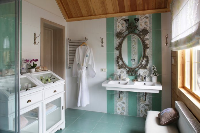 Bagno nei colori bianco e smeraldo