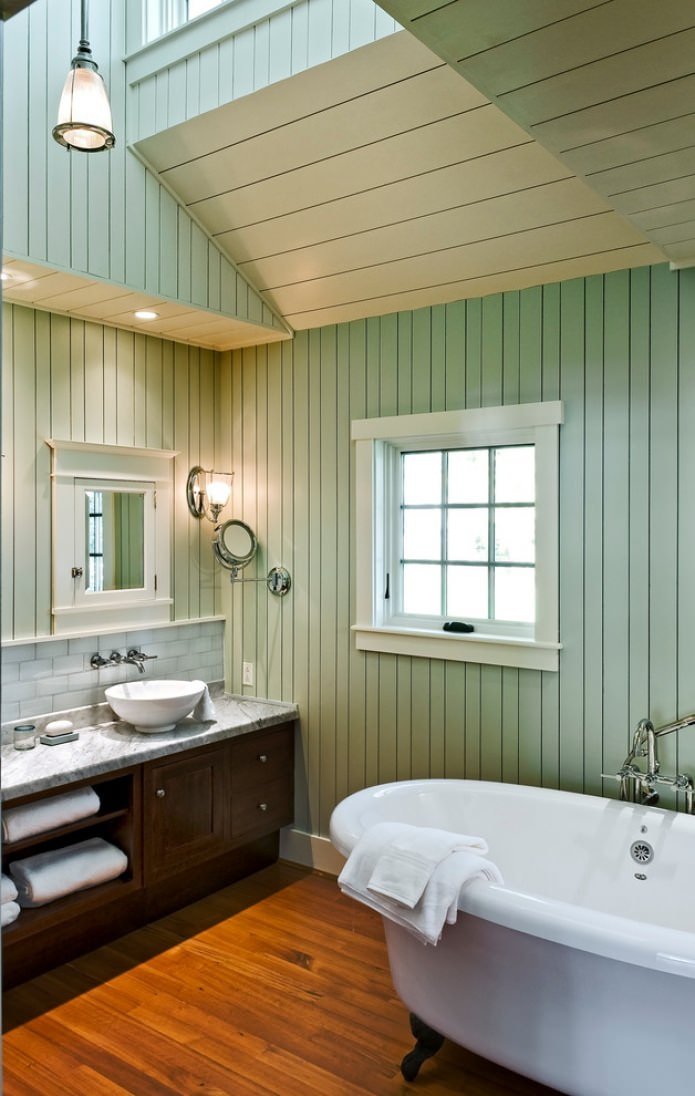 bagno mansardato verde