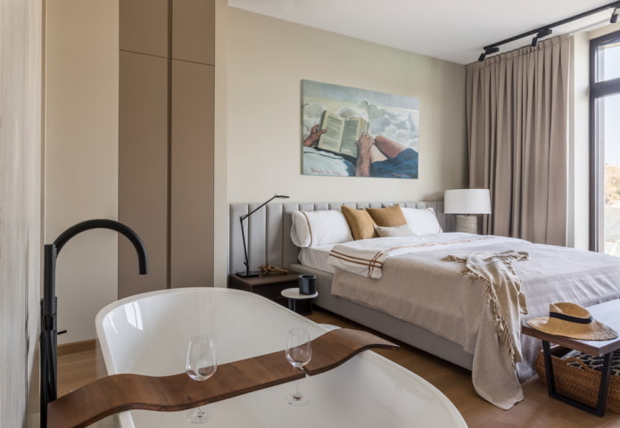vasca da bagno indipendente in camera da letto
