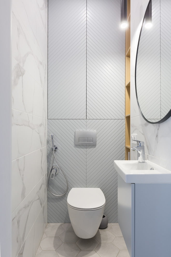 interno del bagno in stile minimalista