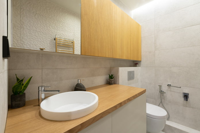 interno del bagno in stile minimalista