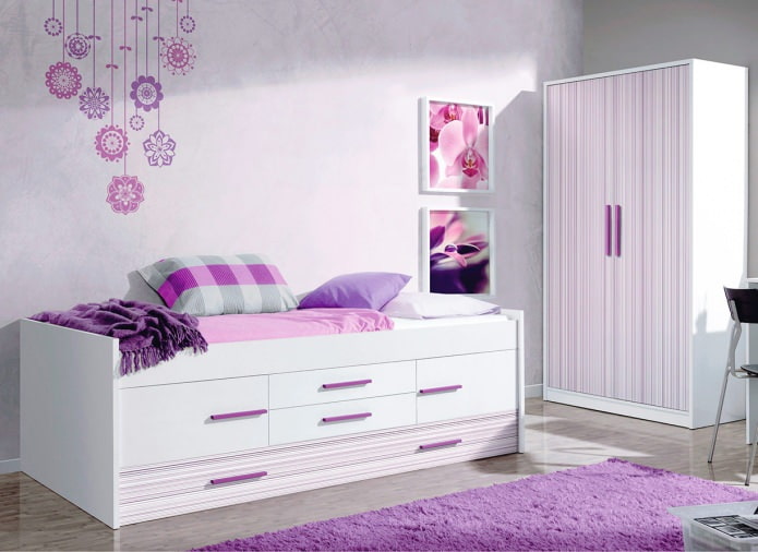 elementi decorativi viola
