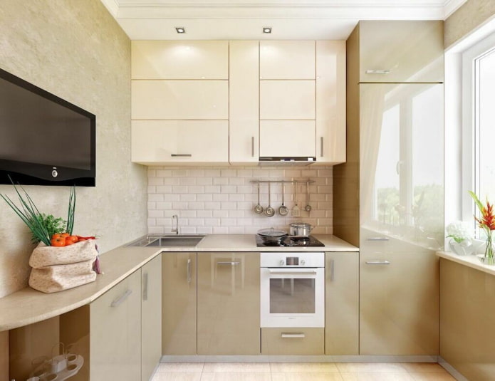 TV nell'interno della cucina