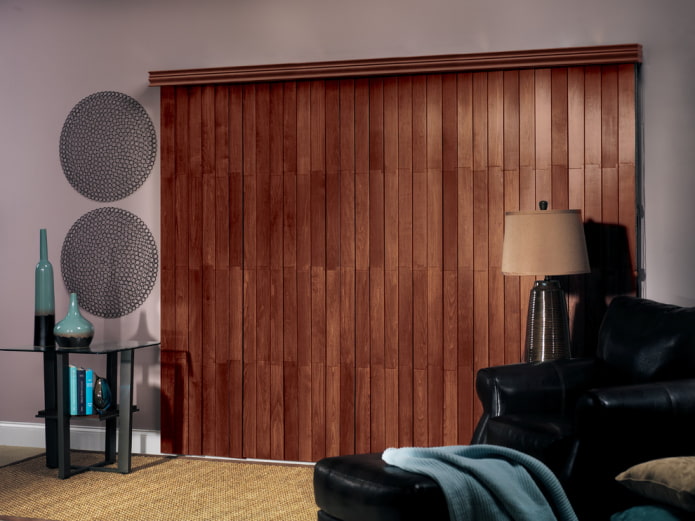 doghe di legno all'interno