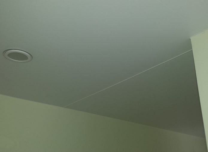 soffitto teso con cucitura