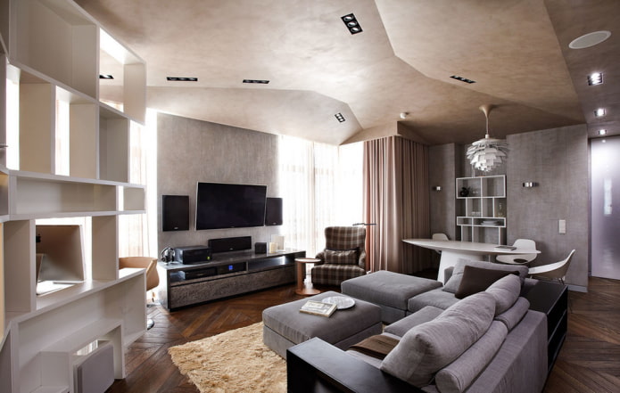 intonaco decorativo sul soffitto nel soggiorno