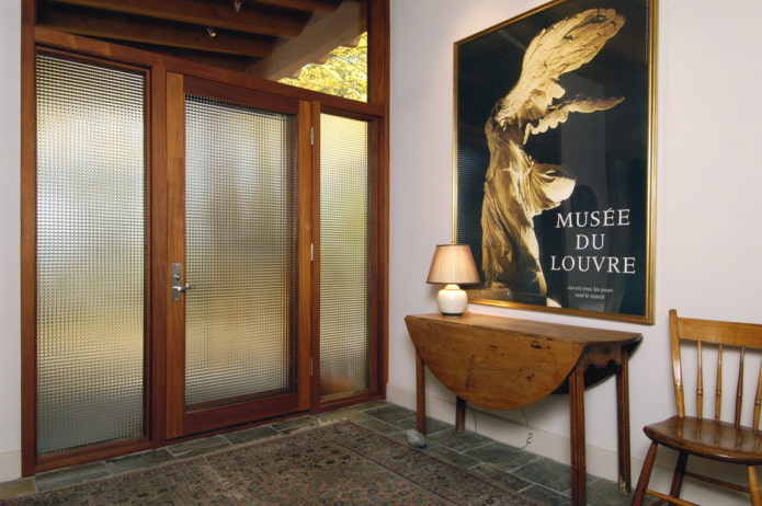 porte d'ingresso combinate all'interno