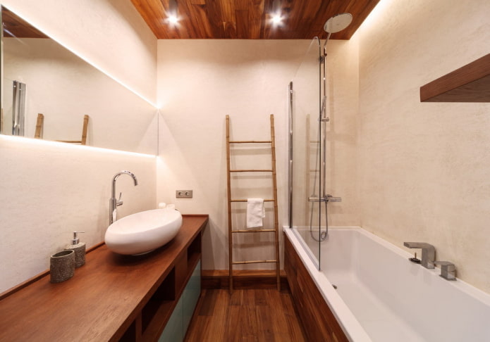 Intonaco beige in bagno