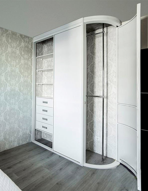 Armadio Radius con asta verticale