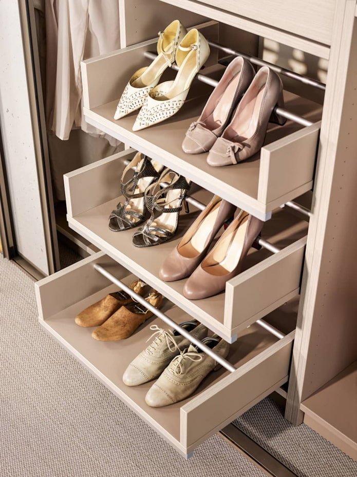 Ripiani per le scarpe