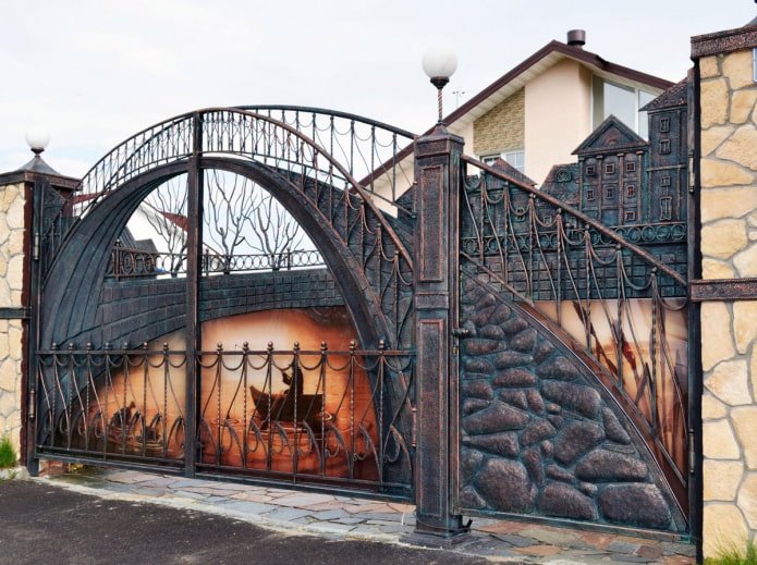 cancello a forma di ponte