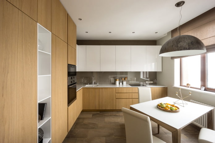 combinazione di bianco e legno