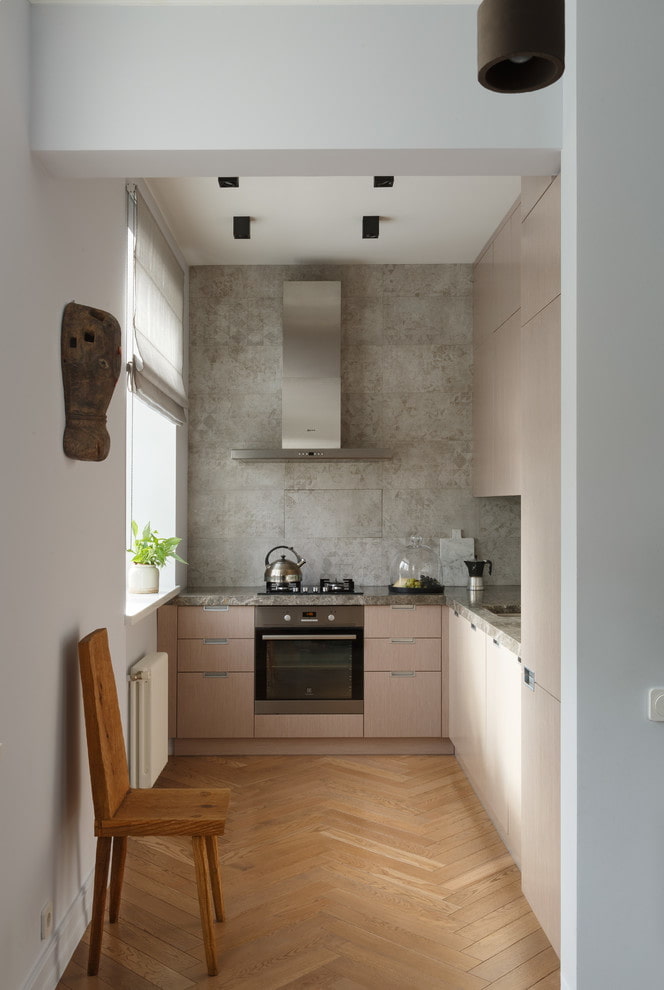 cucina stretta