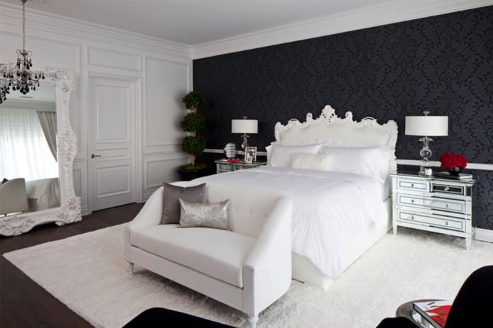 Pareti nere in camera da letto in stile classico