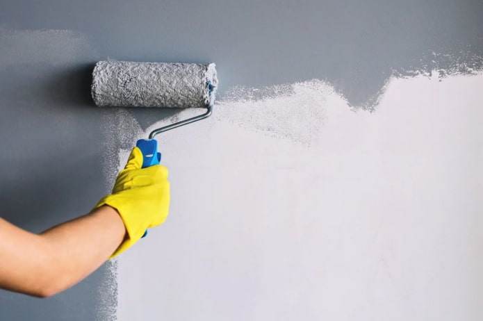come prevenire l'odore di vernice