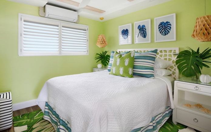interno della camera da letto nei toni del verde chiaro