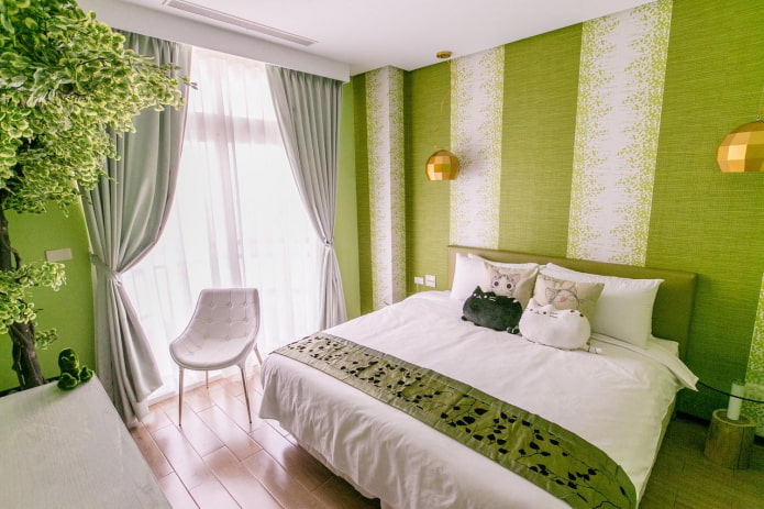 decorazione della camera da letto nei toni del verde