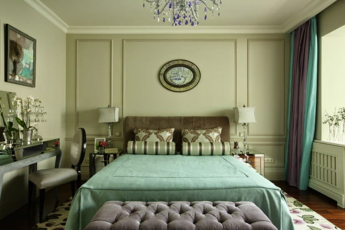 camera da letto verde in stile classico